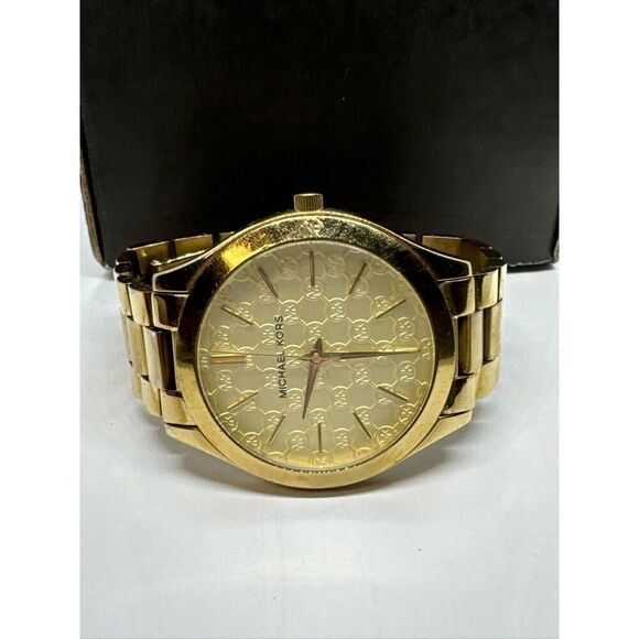 Michael Kors Slim Runway MK3335 Women\'s Gold Tone Analog Dial Wrist Watch JNA236
